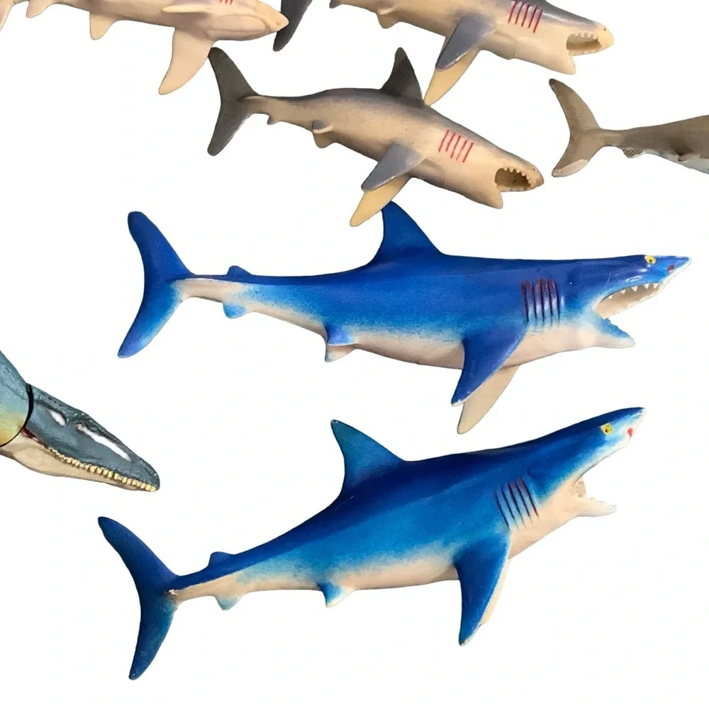 Realistic Shark Figurines Set‎ ( 5